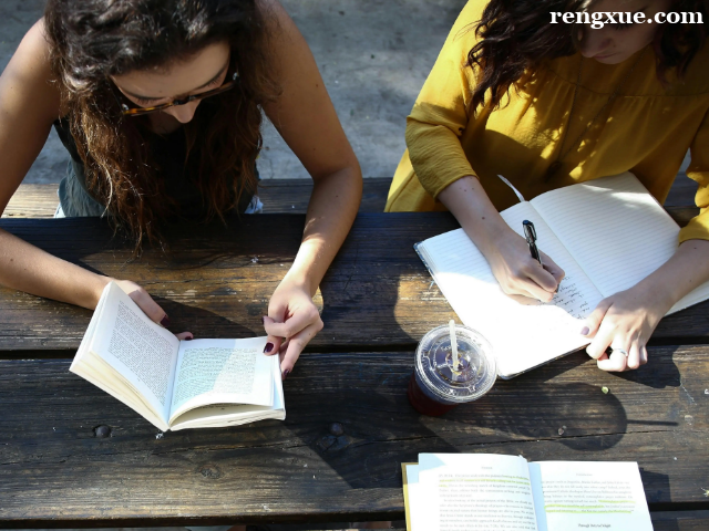 ʯ���f��W(xu��)�C(j��)��(g��u)�ļҺ�