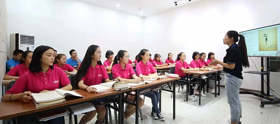 武漢藝考生文化課復習為何困難